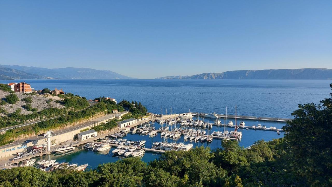Apartmani Mare Novi Vinodolski Exterior foto