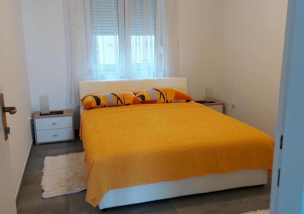 Apartmani Mare Novi Vinodolski Exterior foto