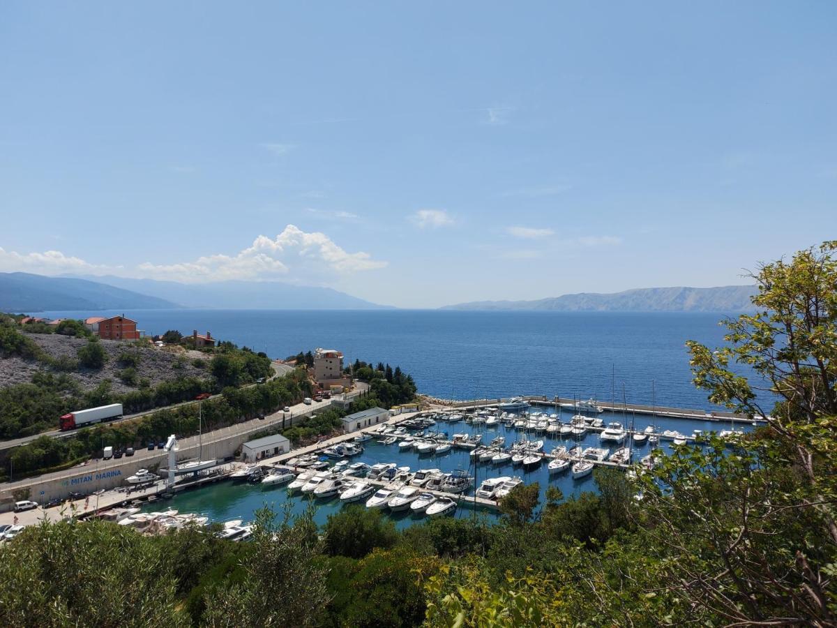 Apartmani Mare Novi Vinodolski Exterior foto
